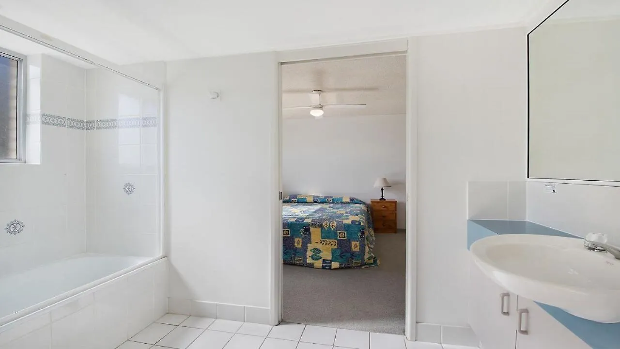 Windbourne Unit 4 Golden Beach Qld 0*,